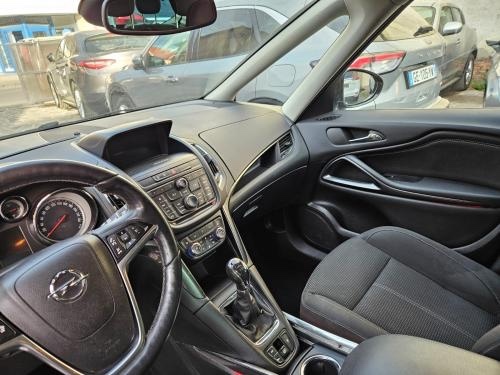 Opel Zafira Tourer 1.6 CDTI - 7 miestne - 8