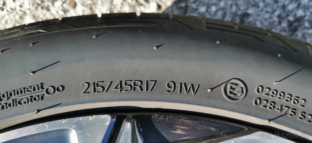 Predám 17" disky s pneumatikami na hyundai i20 - 8