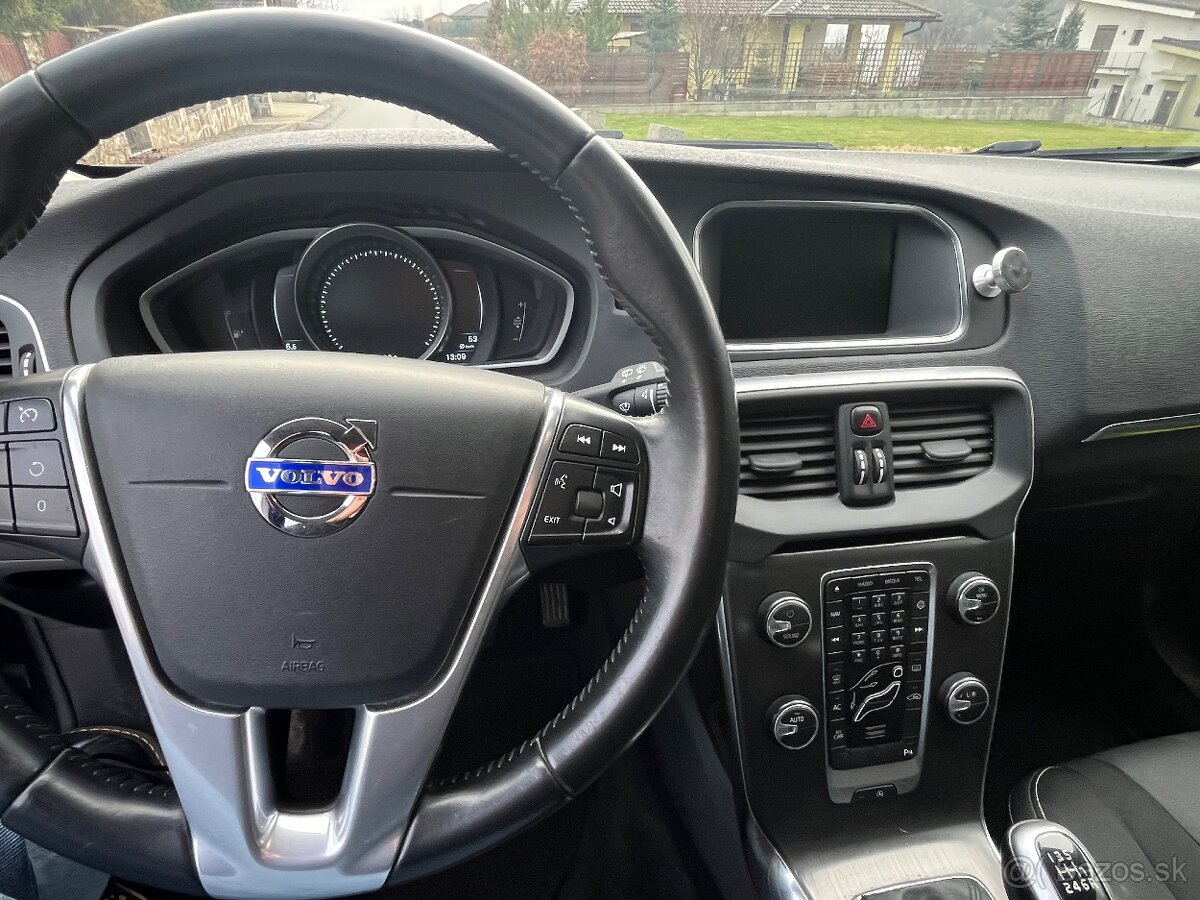 Volvo V40 88kW, 2015 - 8