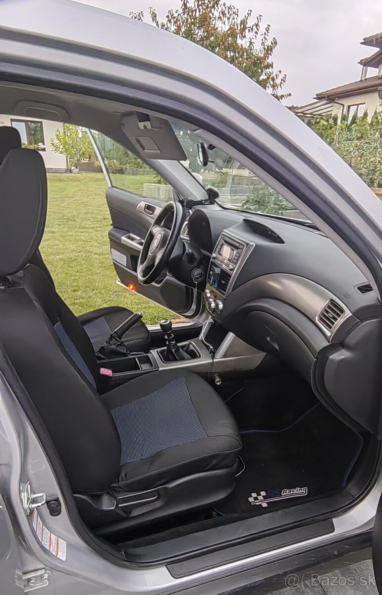 Predám Subaru Forester 2.0 D - 8