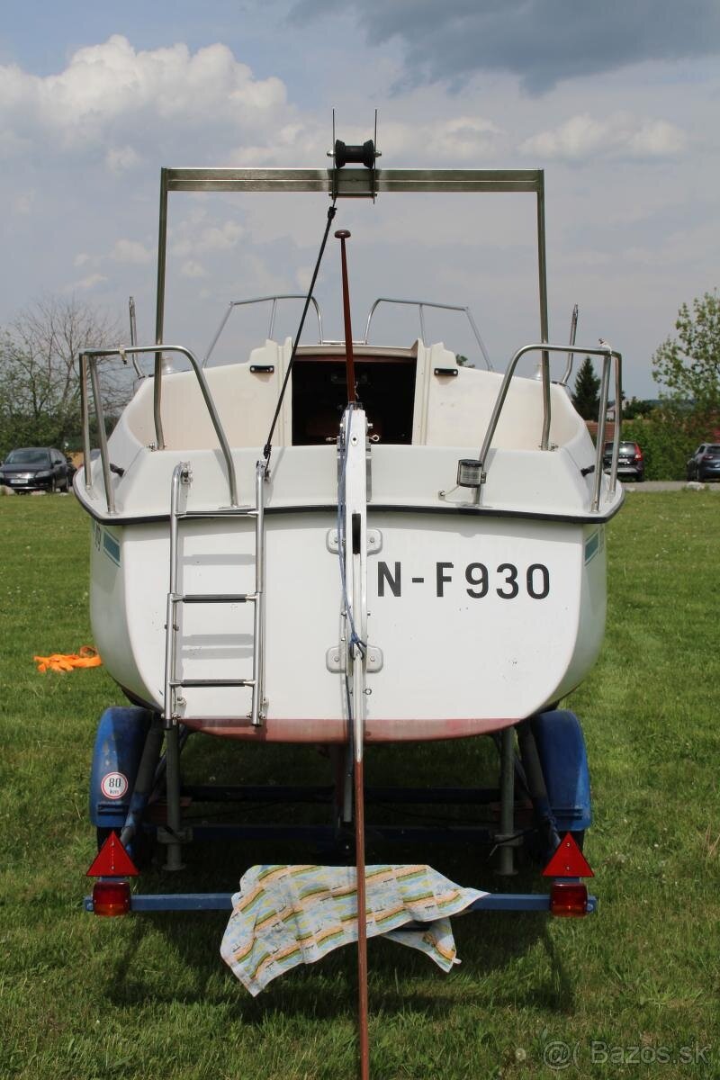 Plachetnica BWC Flying Cruiser C - 8
