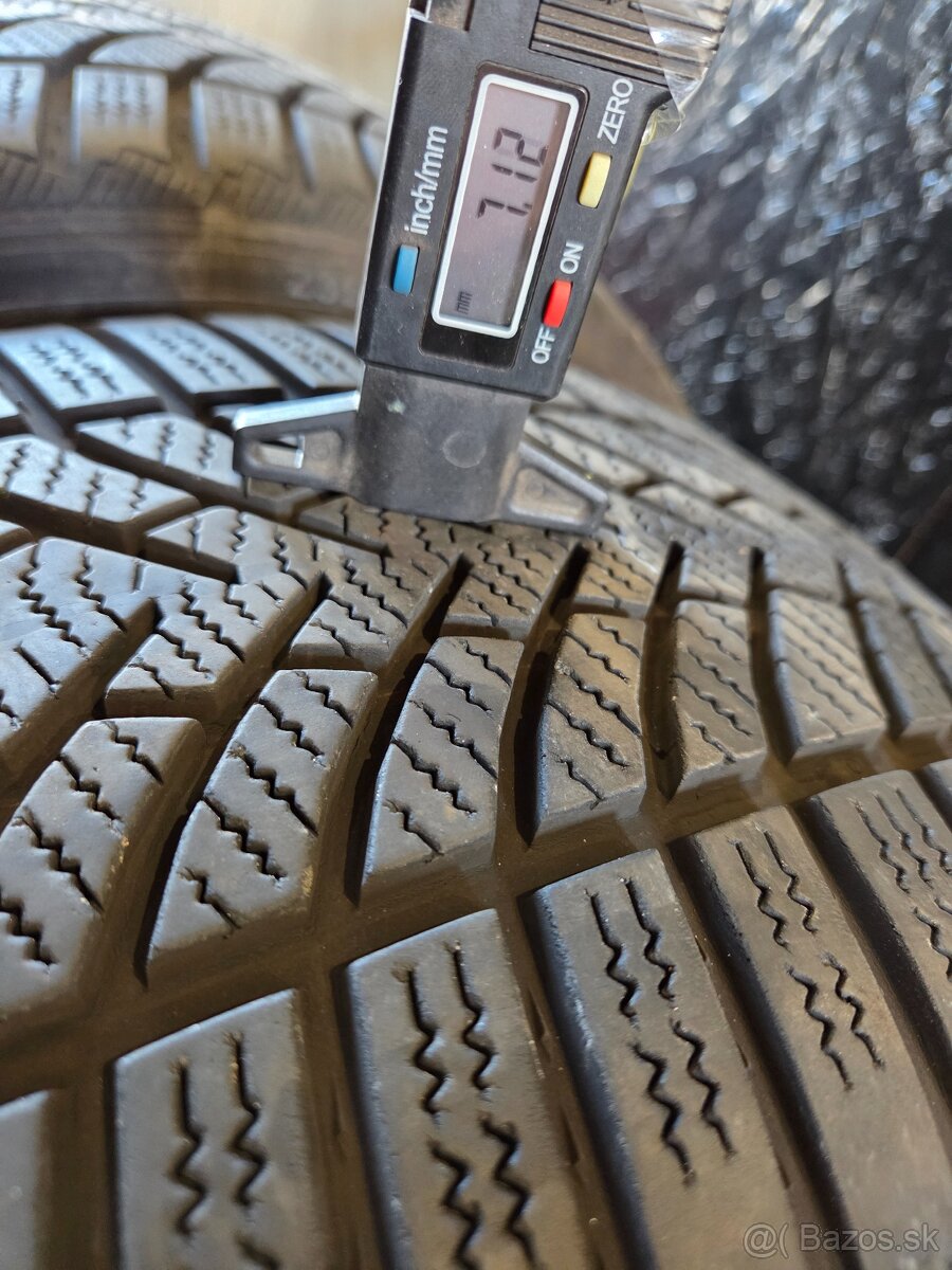 235/35 R19 Semperit zimne pneumatiky - 8