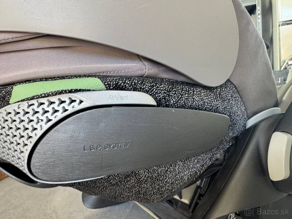 CYBEX Platinum Cloud T i-Size + Base T ISOFIX - 8