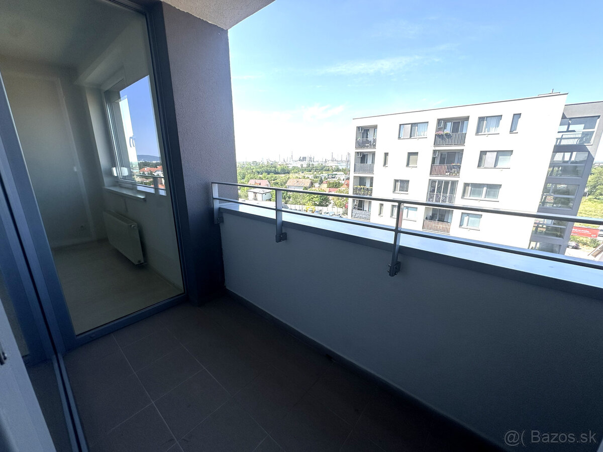 Prenájom zariadeného 1,5‑izbového bytu s parkovaním ihneď vo – foto 9