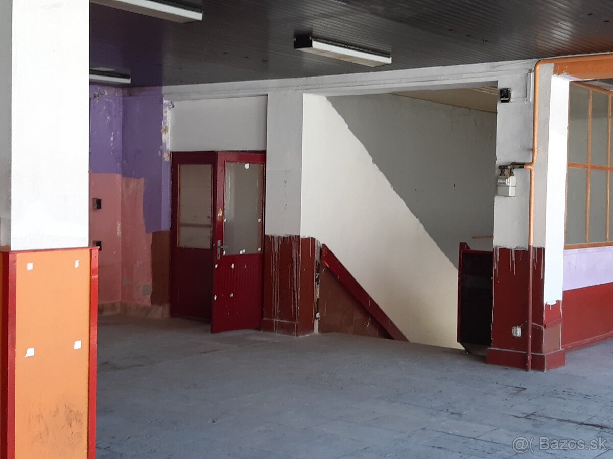 Bývalý Dom textilu na predaj - 8