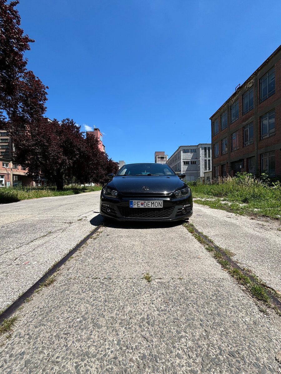 Volkswagen scirocco 2.0 TDi 103kw CR - 8