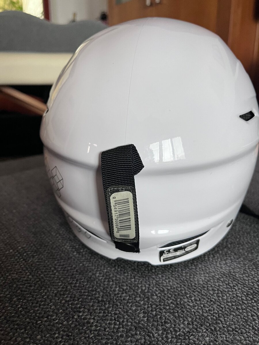 Lyžiarska prilba - 8