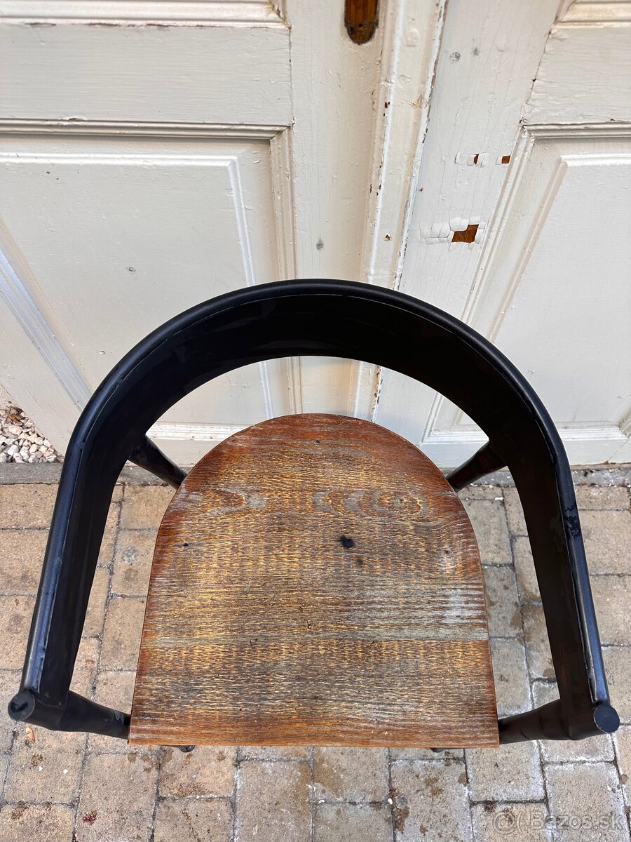 Kaviarenska stolička - 8