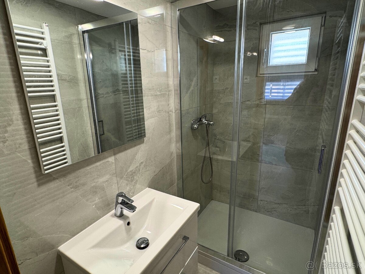 Rodinný dom s garážou na ostrove Vir - Chorvátsko - 8