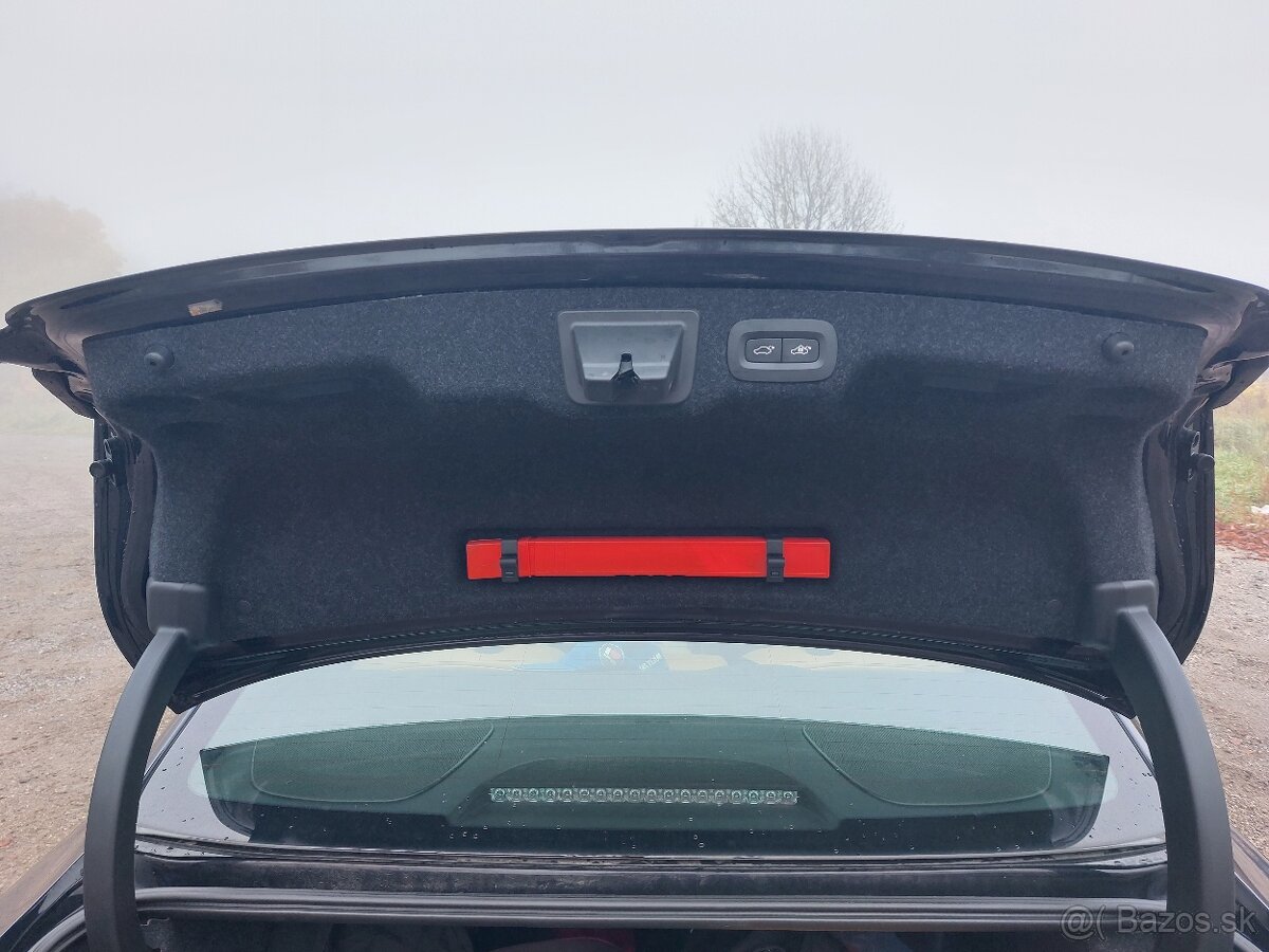 Predám-vymením Volvo S90 D5 AWD za SUV - 8