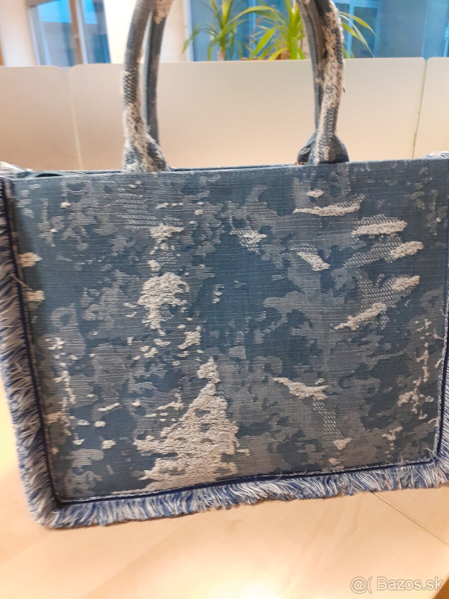 Kabelka riflová - 8