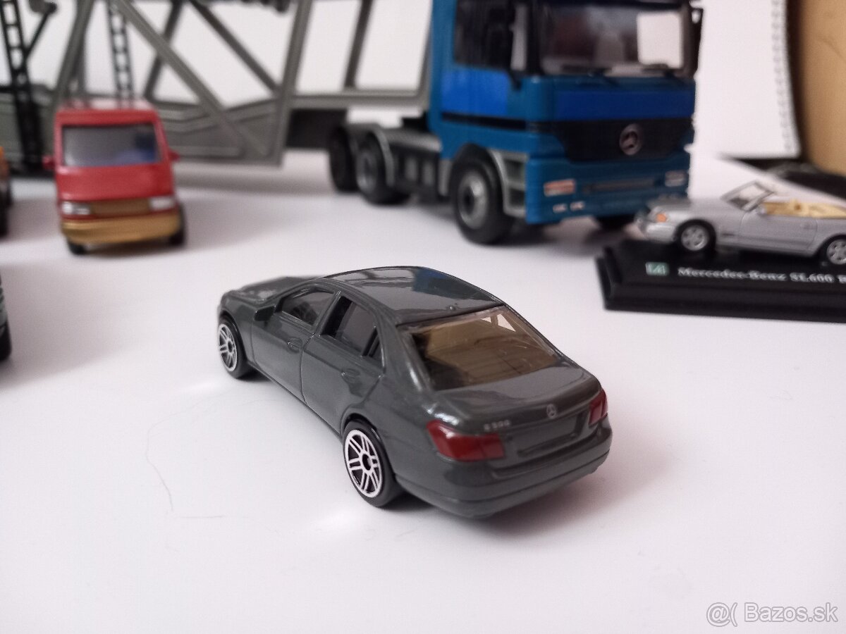 Zbierka modelov Mercedes Benz - 8