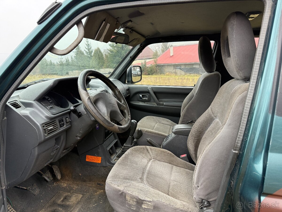 Predám Mitsubishi Pajero 2.5 GLS RV 2004 - 8
