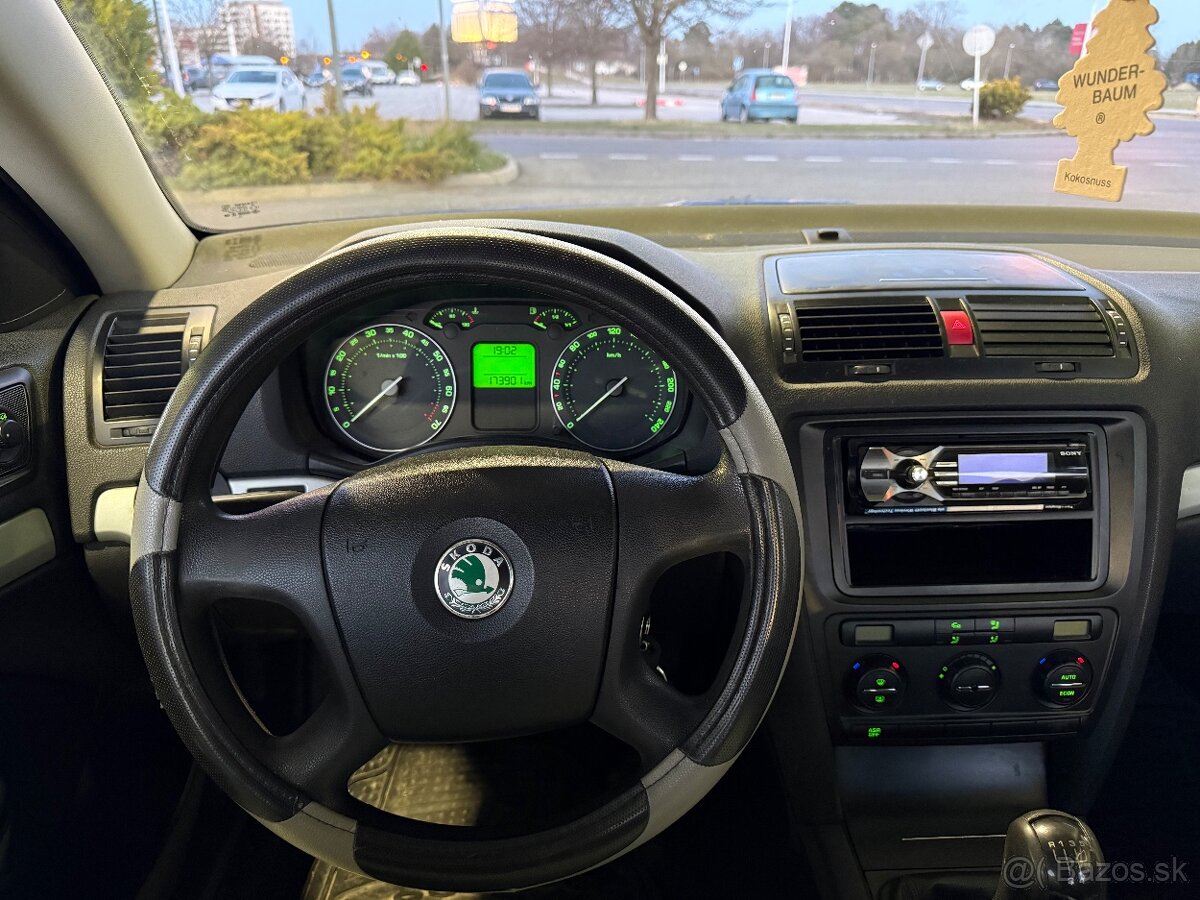 Škoda Octavia 1.6MPi - 8