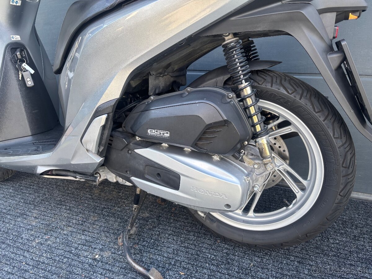 Honda SH 150i ABS - 8