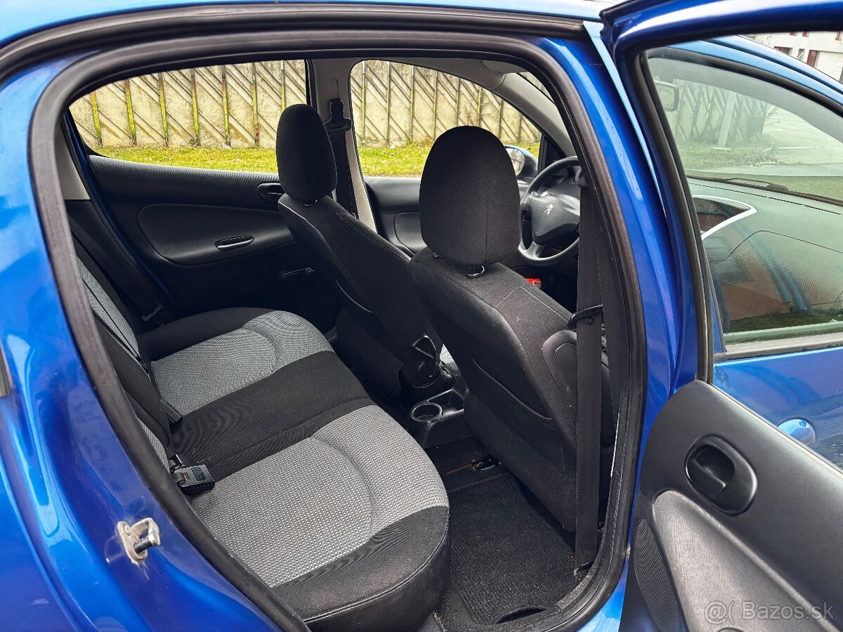 Peugeot 206+ 1.1 44kw - 8