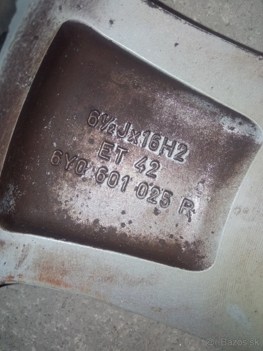 Škoda 5x100 r16 - 8