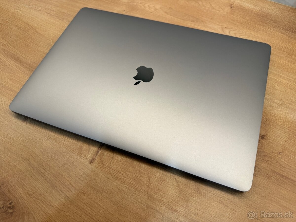 MacBook Pro 16" 2019 i9 | 16 GB RAM | 1 TB SSD - 8