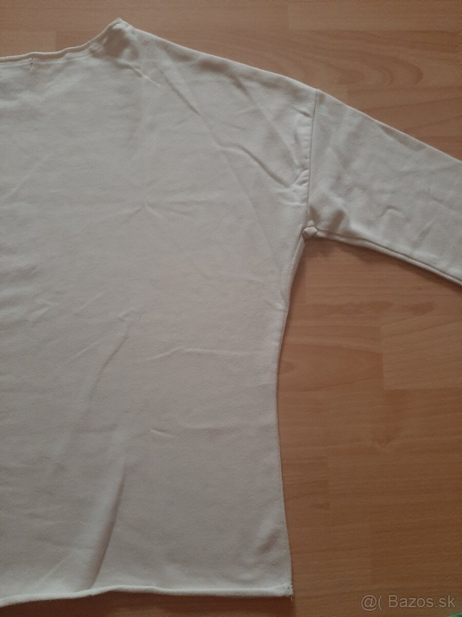 Biela tenká mikina Amisu - 8