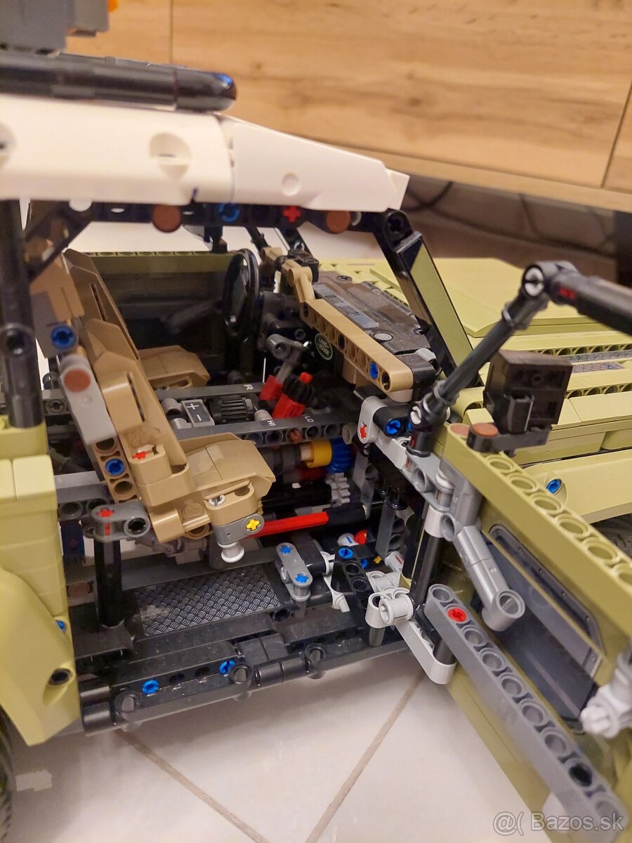 Lego - Land Rover Defender - 8