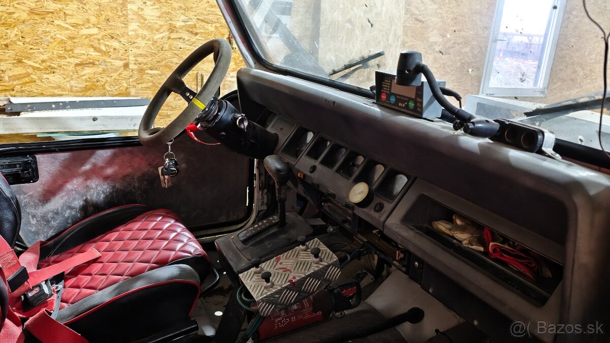 Jeep Wrangler extrém offroad auto - 8