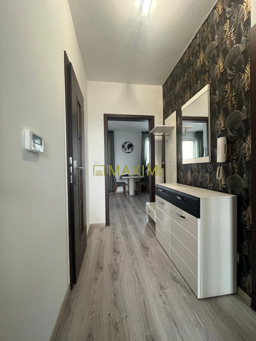 Štýlový a svetlý 2-izbový byt na prenájom – nový nábytok, ba - 8