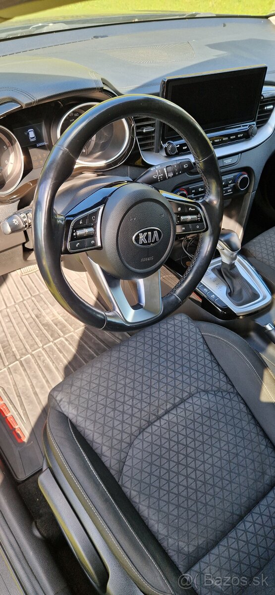 Kia ceed SW 1.6CRDI 100kW, automat, 2021 - 8