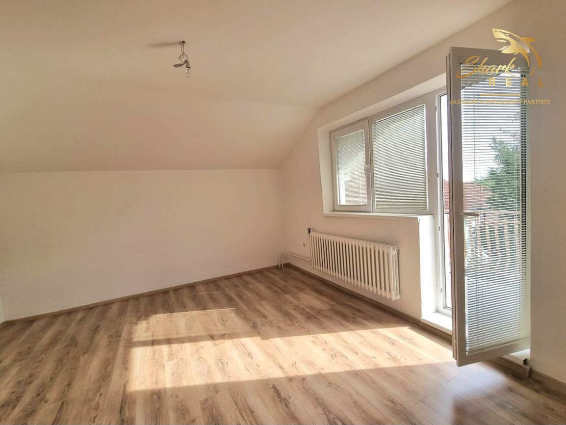 TOP CENA KRÁSNY DVOJPODLAŽNÝ RODINNÝ DOM V TICHEJ LOKALI - 8