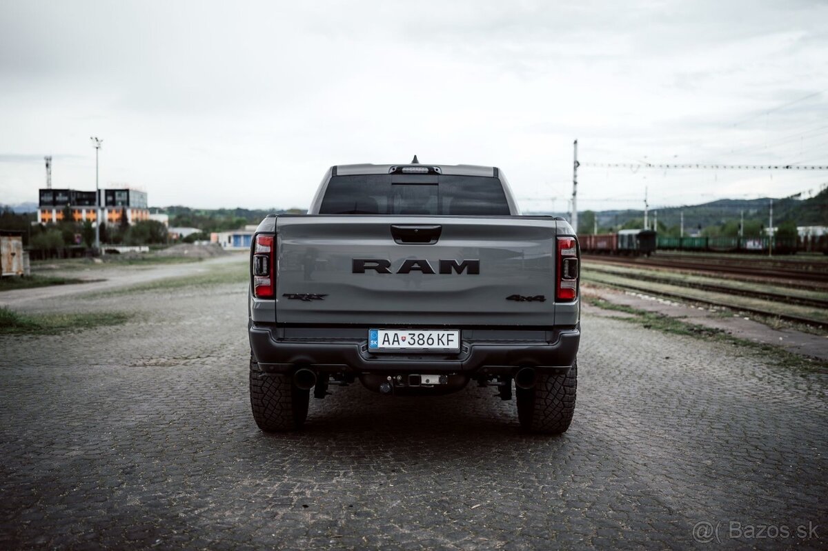 DODGE RAM TRX 6.2 HEMI V8 Lunar Edition - 8