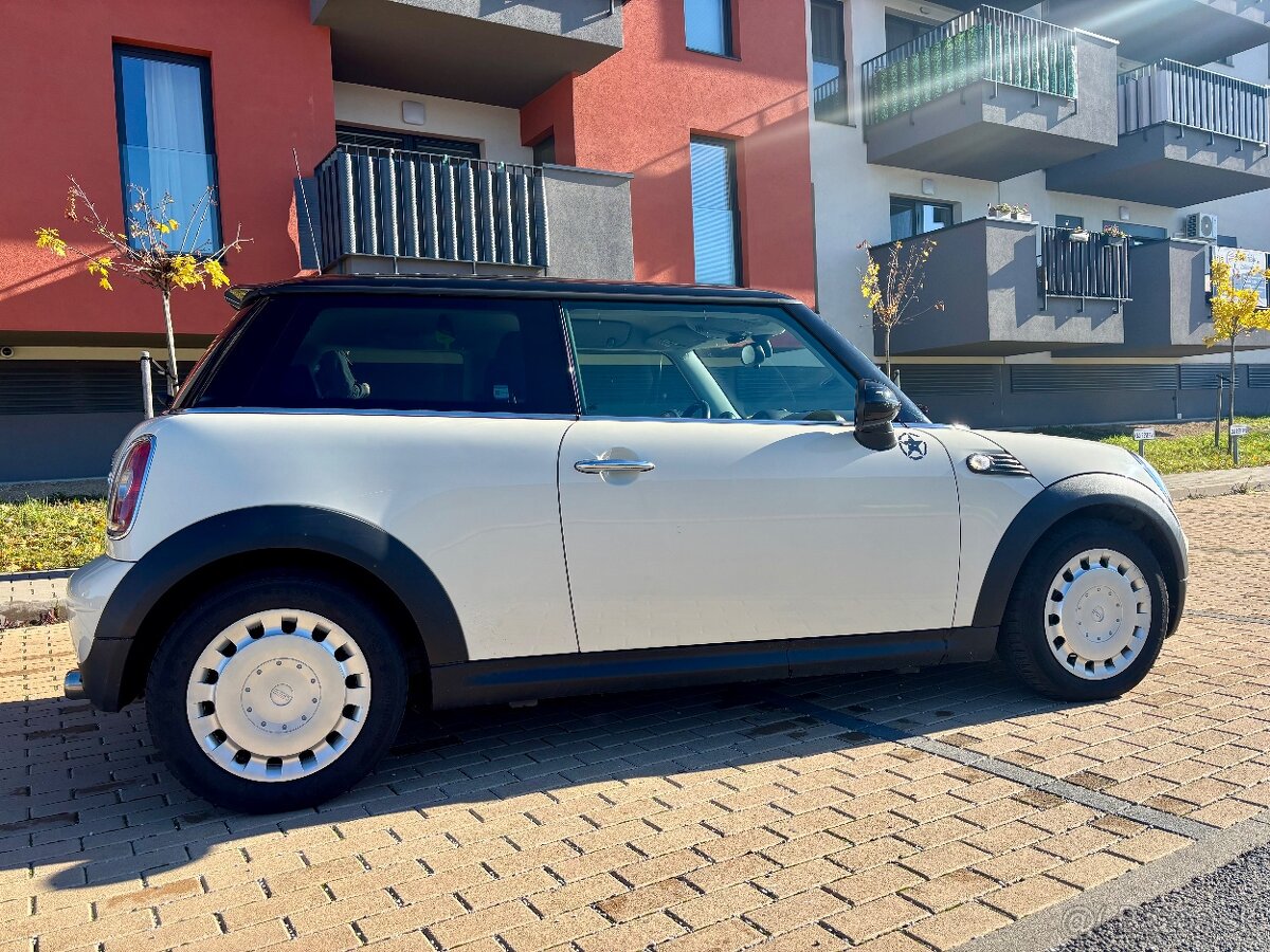 Mini Cooper Sport - 8