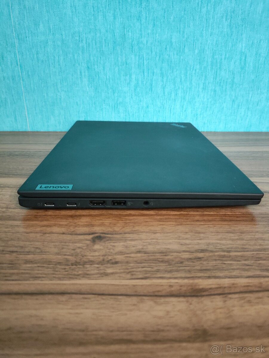 ThinkPad T14s Gen 3 | i5 • 8GB • 256GB SSD - 8