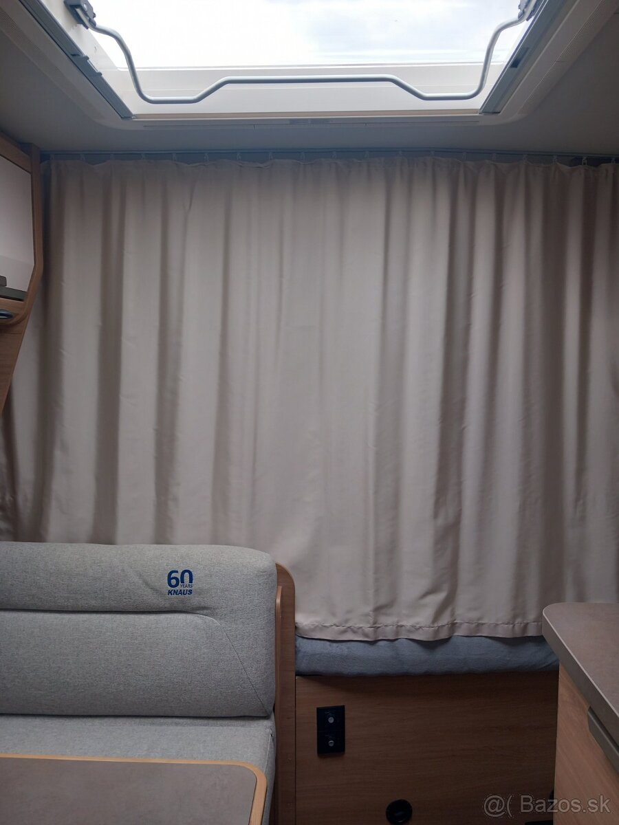 Knaus Sudwind 500 QDK obytný príves - 8