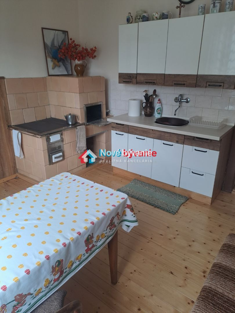 Rodinný dom s veľkým pozemkom v obci Hrabušice, okr. Spišská - 8