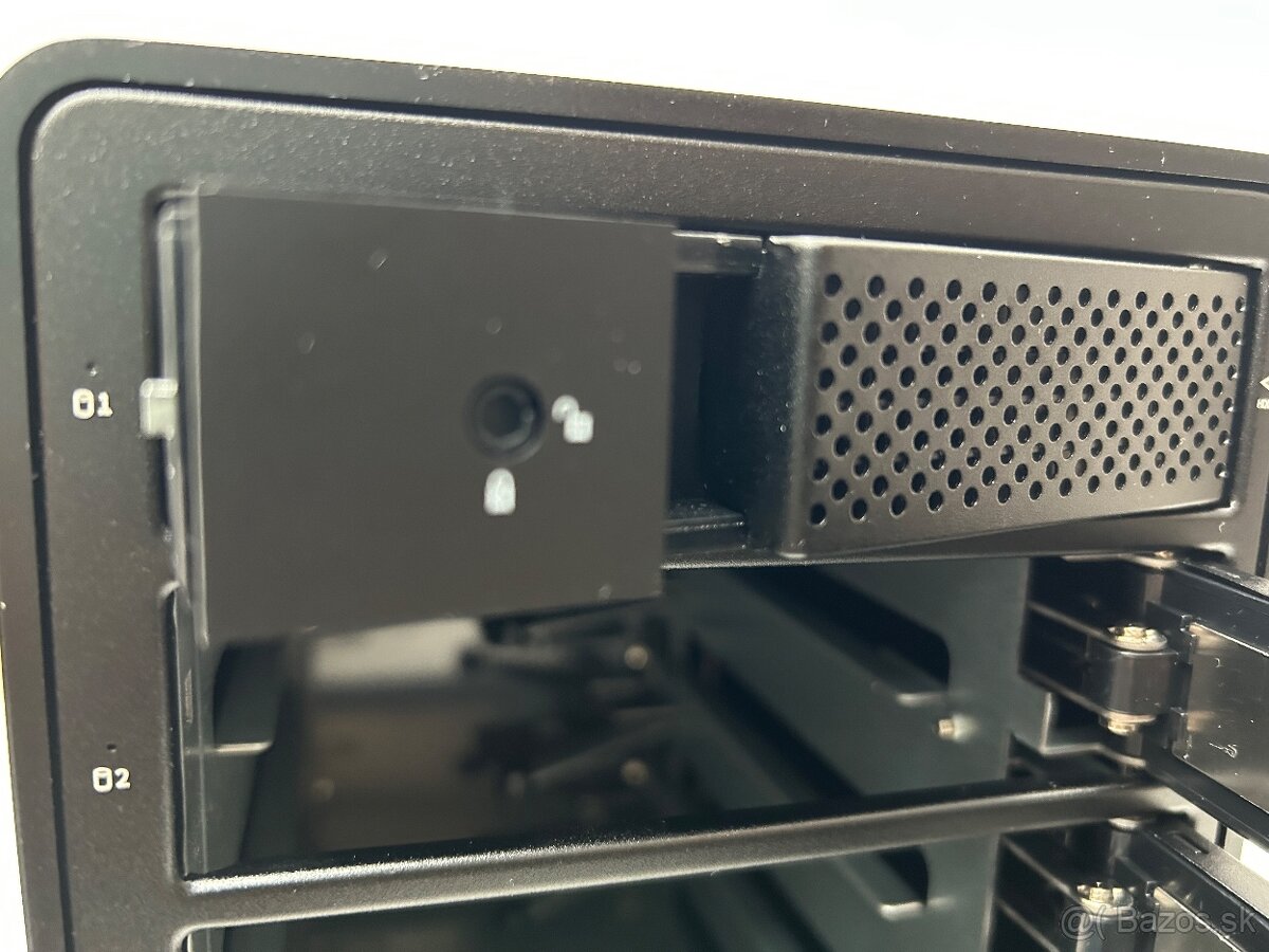 Orico 5 bay Enclosure 3,5” - 8