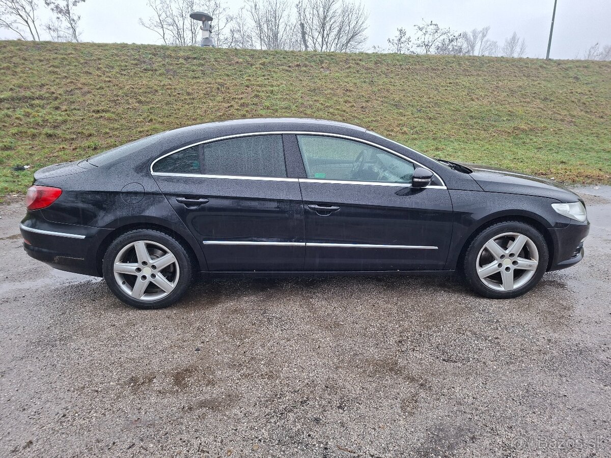 Volkswagen Passat CC - 8
