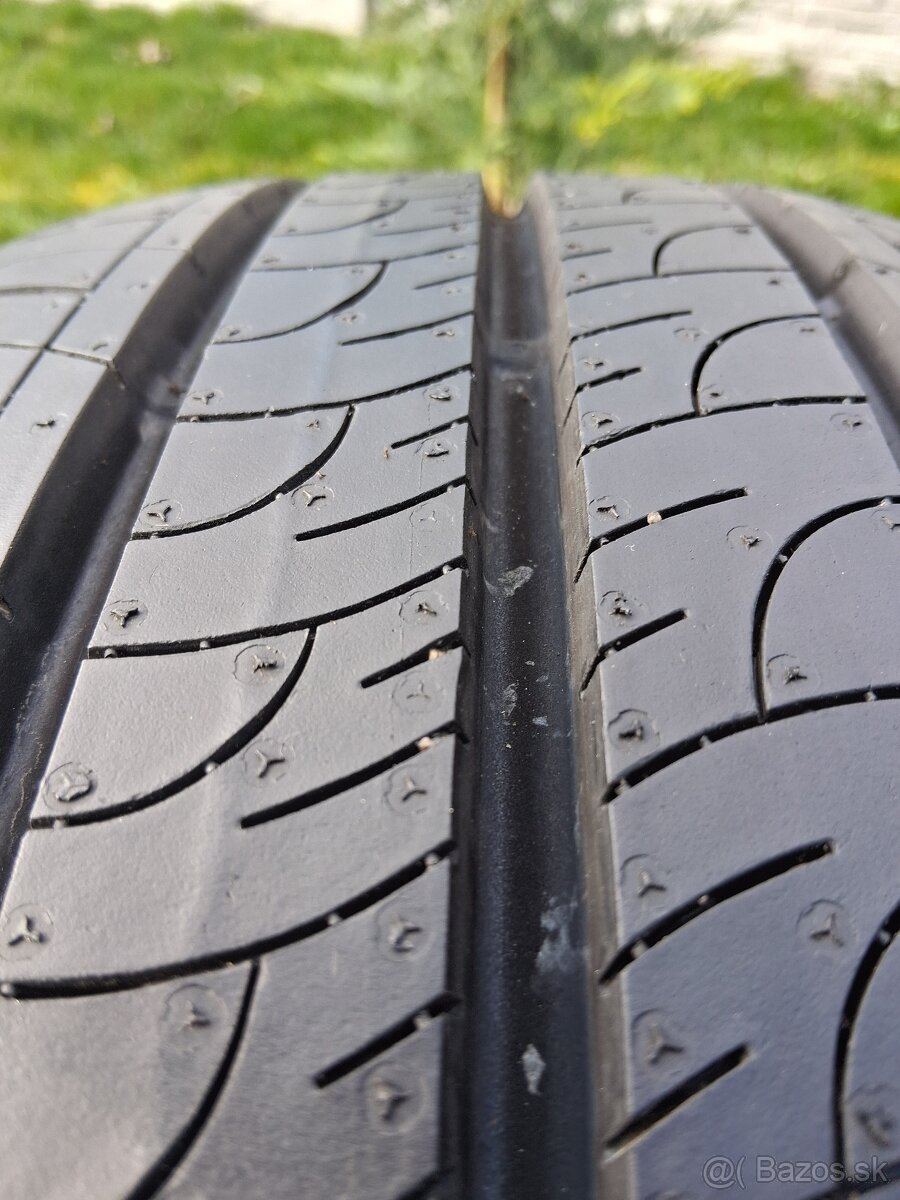 215/65 r16C letne pneumatiky - 8