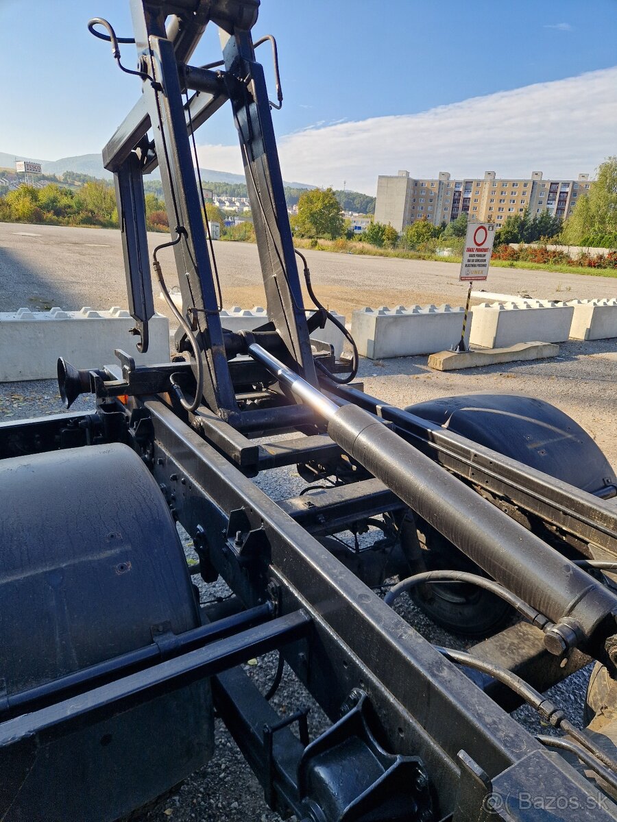 Daewoo Avia D90 Hakovy nosič kontajnerov - 8