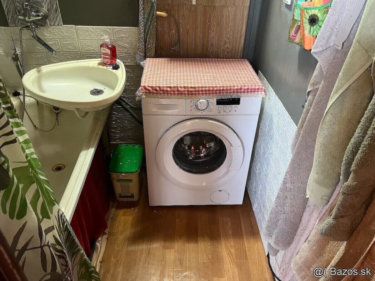 Trojizbový byt s veľkorysým priestorom, ktorý čaká na Vás - 8