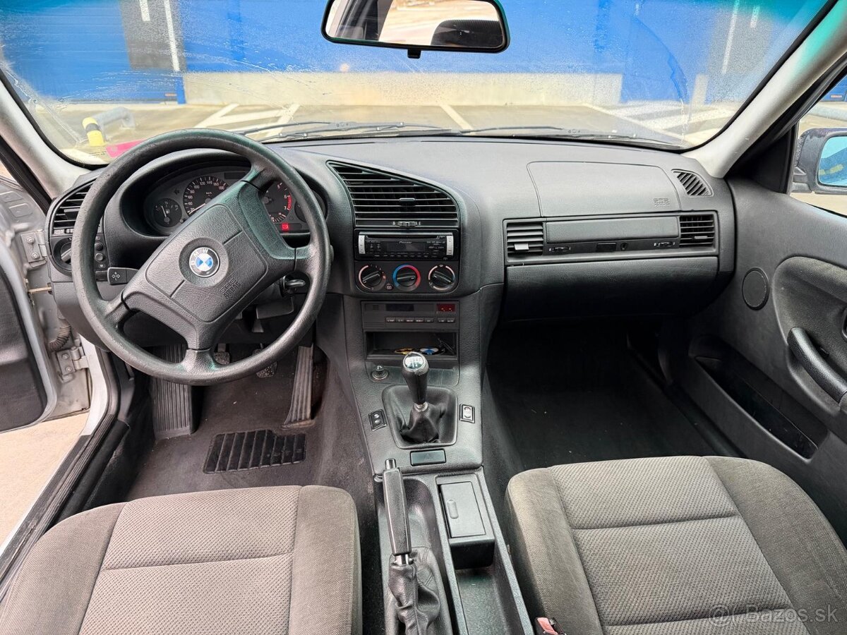 BMW rad 3 e36 1.6 - 8
