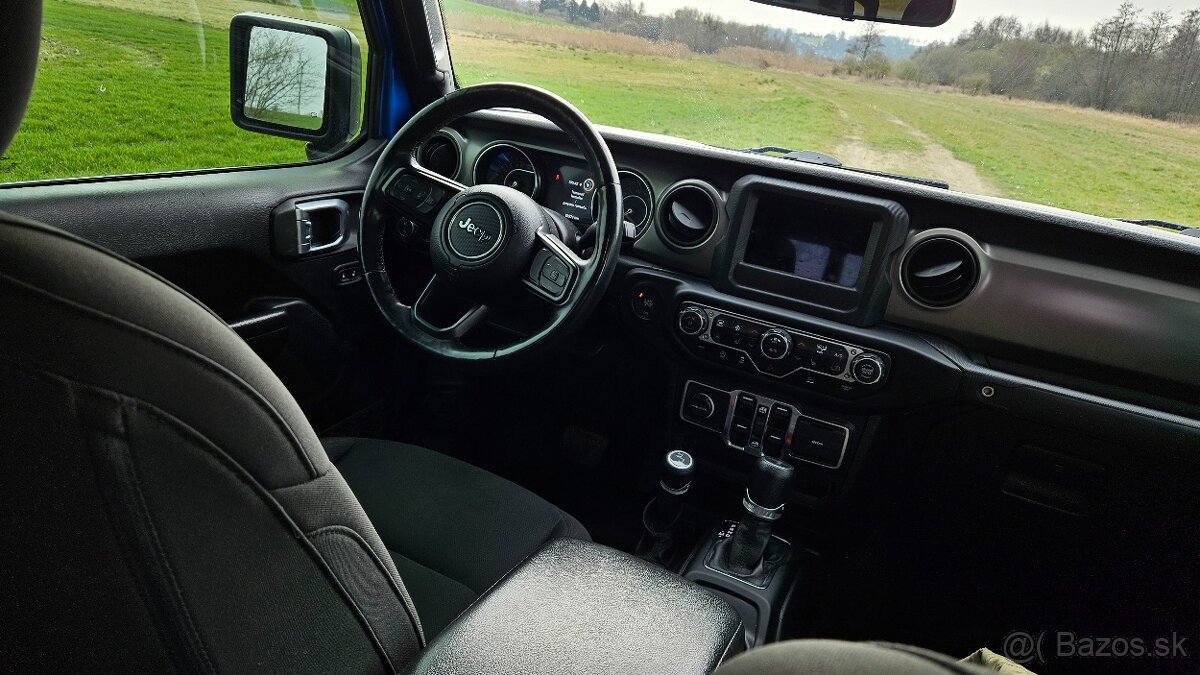 Jeep Gladiator 3,6 V6 - 8