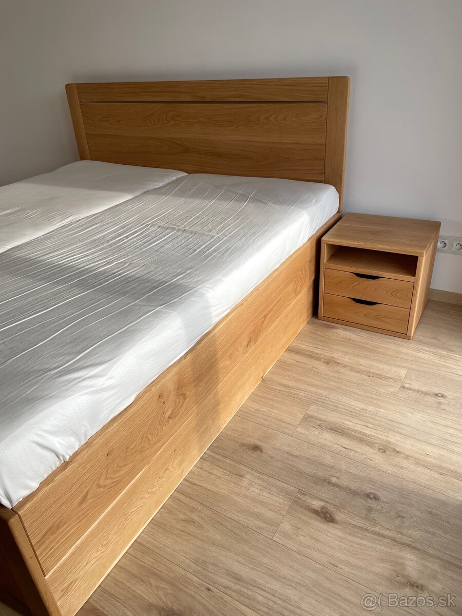 Manželská dubová posteľ 180×200 cm - 8