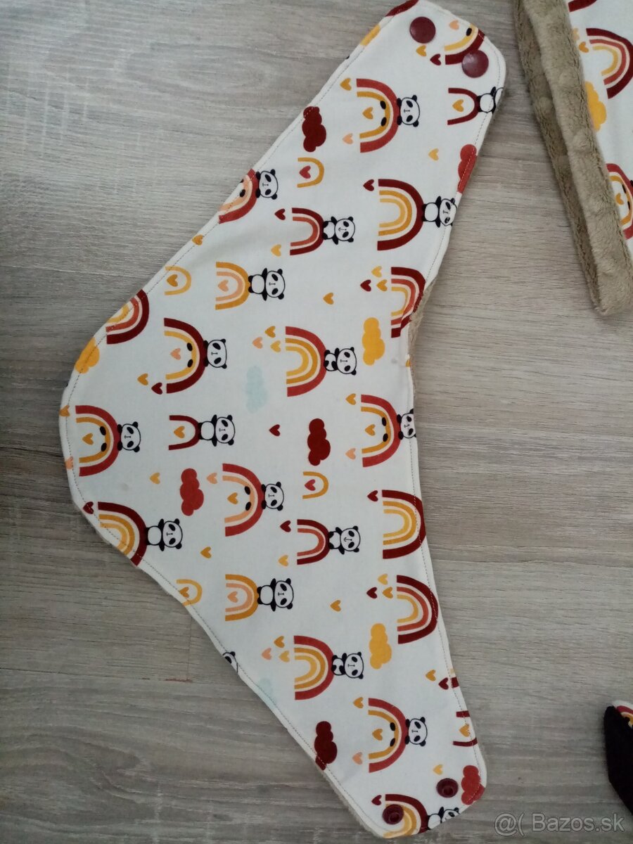 Ciapka s usami a capacky - 8