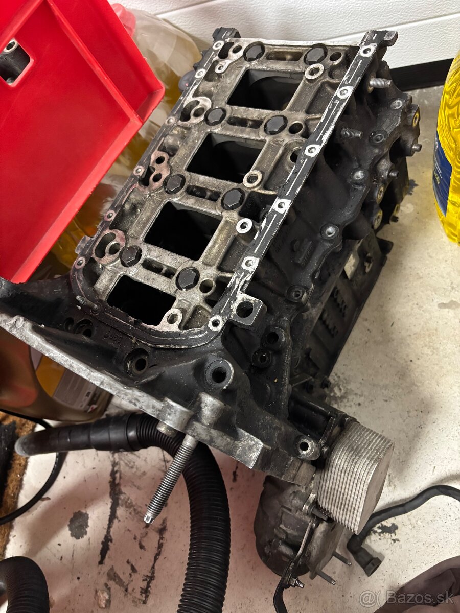 Peugeot 5008 1,6hdi Rozpredam - 8