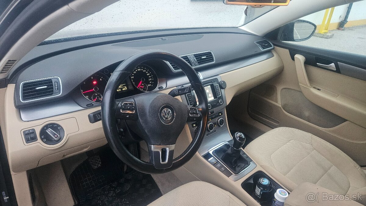 Volkswagen Passat B7 2.0TDI 103kW - 8