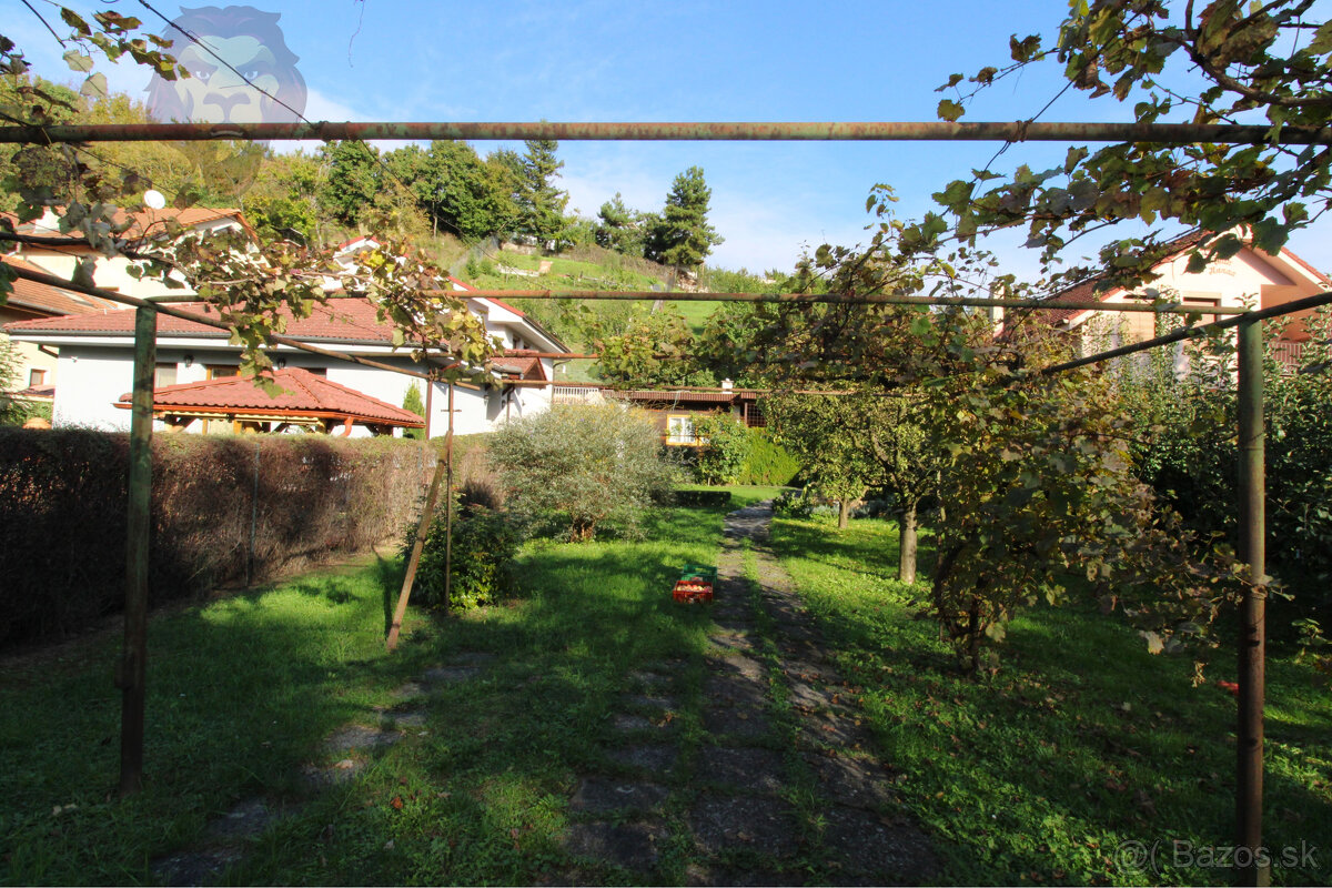 NA PREDAJ - Pozemok s chatkou neďaleko Sĺňavy - 8