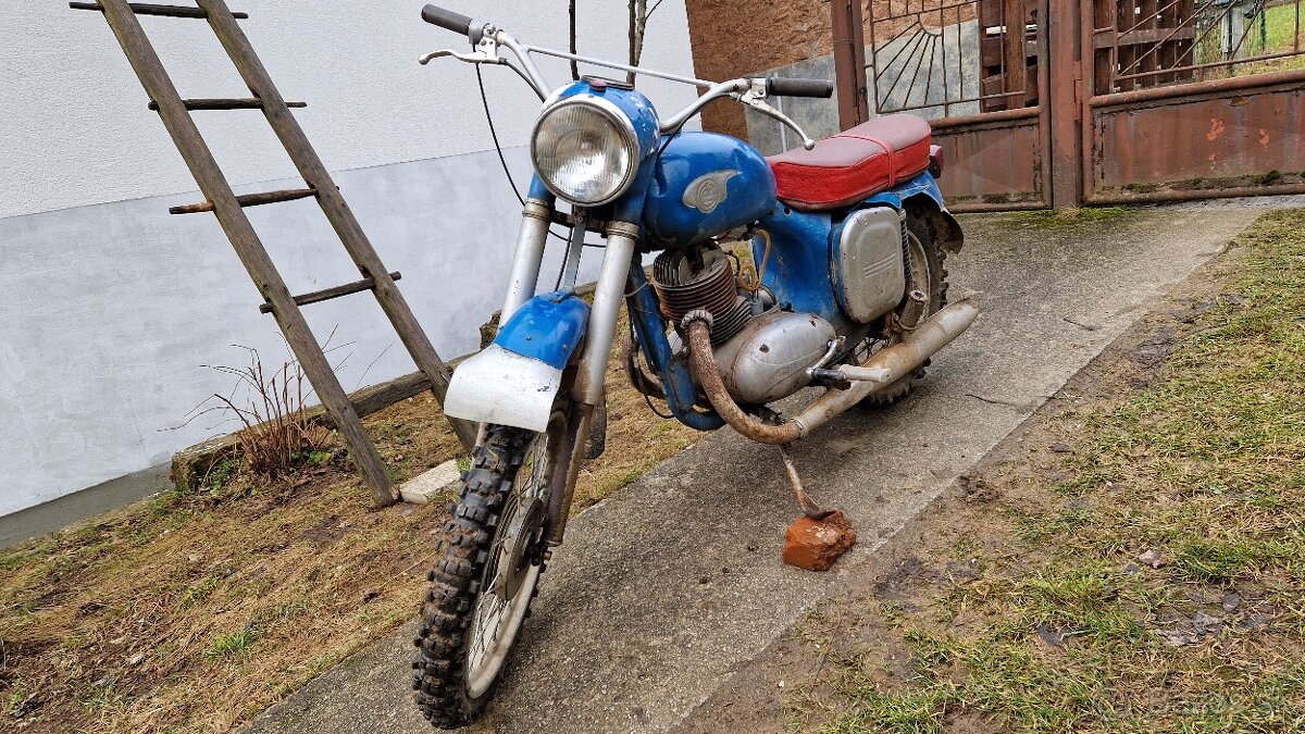 Jawa ČZ 250 - HUBÁRSKA - 8
