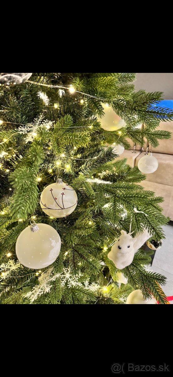 Vianočný stromček 3D , vzhľad smrek exkluzívny - 8