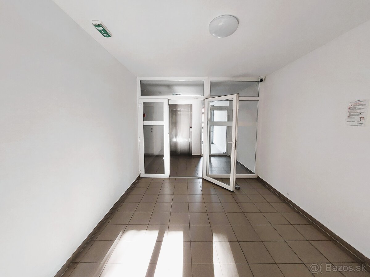 REZERVÁCIA EXKLUZÍVNE Garsónka s balkónom, Žilina - V - 8