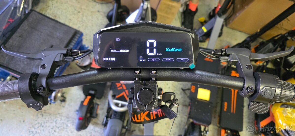 Elektrická kolobežka Kukirin G4 2000 W - 8