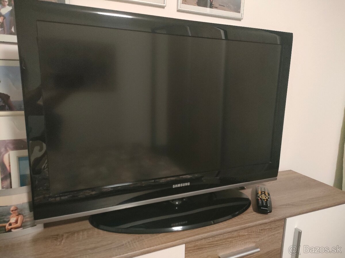 Samsung LCD TV 94cm HD - 8